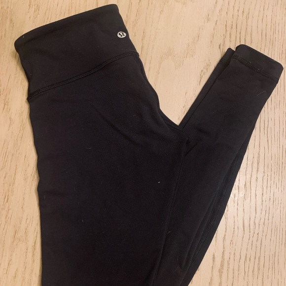 Lululemon yoga pants - Picture 1 of 2